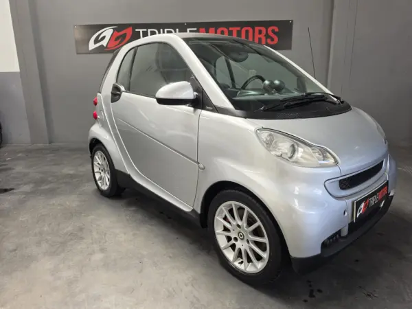 Smart ForTwo Coupé 0.8 cdi Passion 45 18