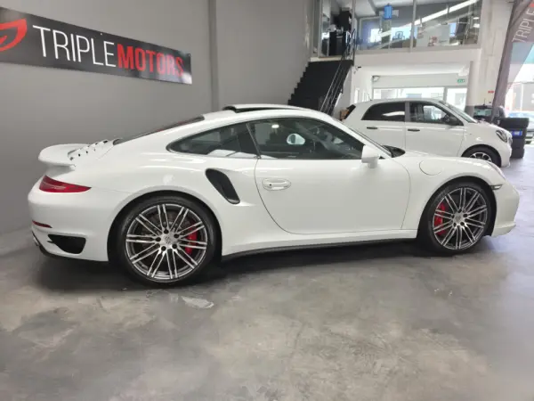 Porsche 911 (991) Turbo PDK 14
