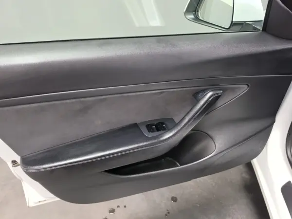 Tesla Model 3 Standard Range Plus RWD 26