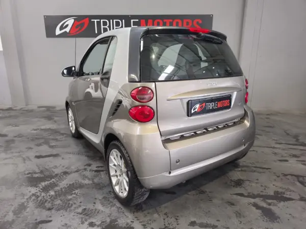 Smart ForTwo Coupé 0.8 cdi Passion 54 8