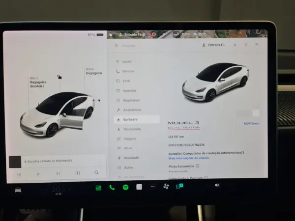 Tesla Model 3 Long Range AWD Dual Motor Performance 19