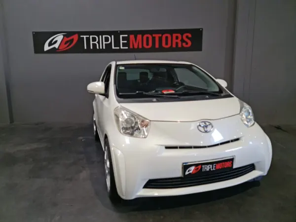 Toyota iQ 1.4 D-4D 14