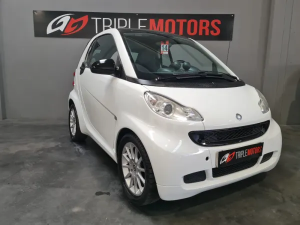 Smart ForTwo Coupé 0.8 cdi Passion 45 18