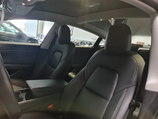 Tesla Model 3 Standard Range Plus RWD 16