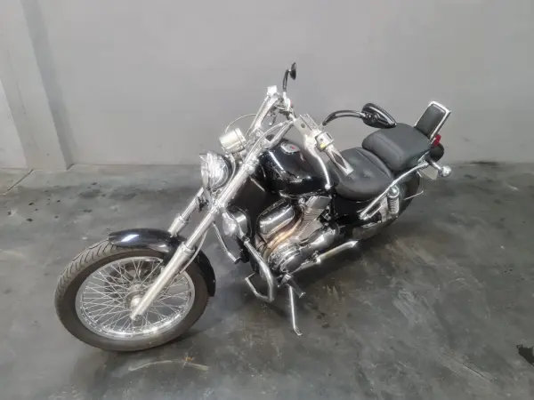 Suzuki Intruder 4