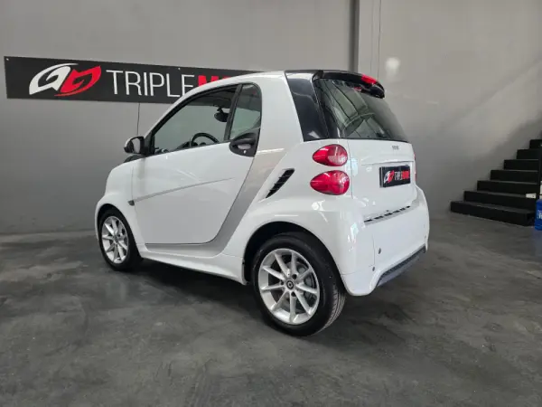 Smart ForTwo Coupé 1.0 mhd Passion 71 5