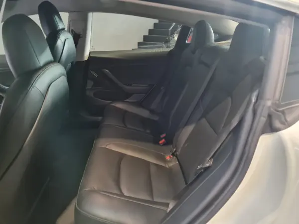 Tesla Model 3 Standard Range Plus RWD 9