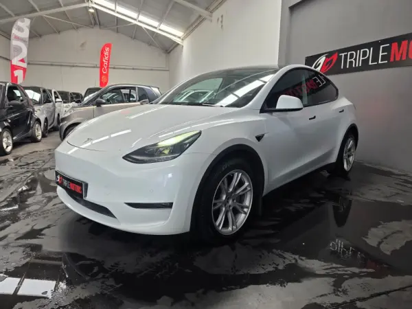 Tesla Model Y Long Range Dual Motor AWD 2