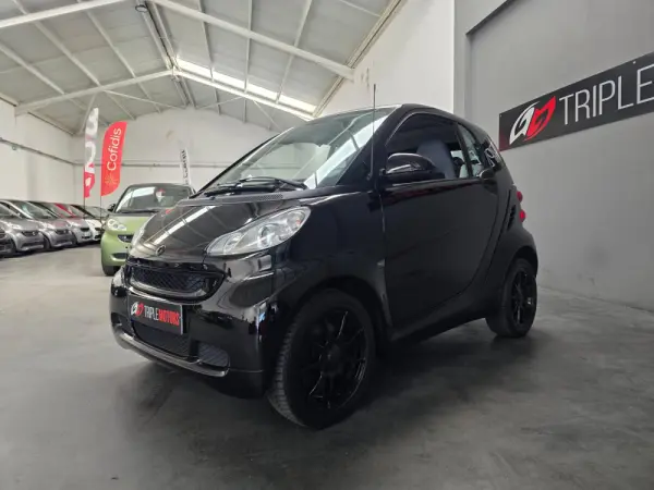 Smart ForTwo Coupé 0.8 cdi Pure 45 2
