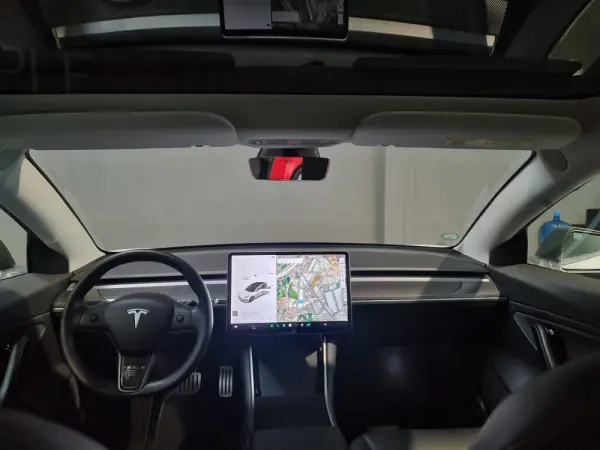 Tesla Model 3 Long Range AWD Dual Motor Performance 15