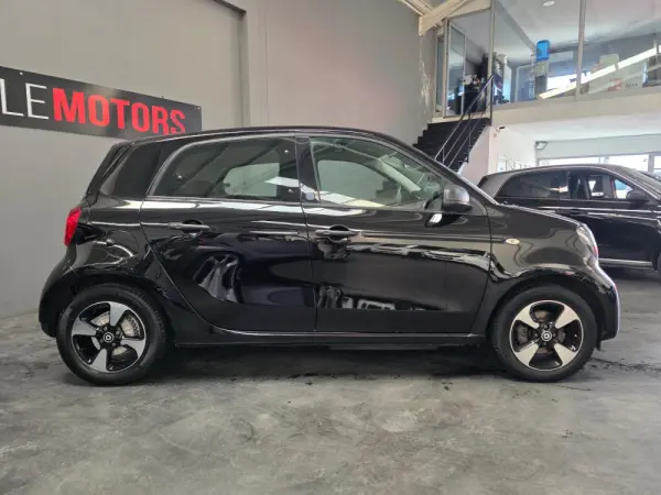 Smart ForFour EQ passion 12