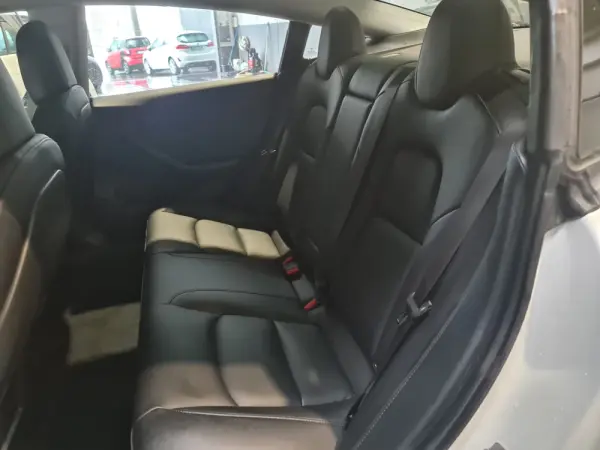 Tesla Model 3 Long Range AWD Dual Motor Performance 13