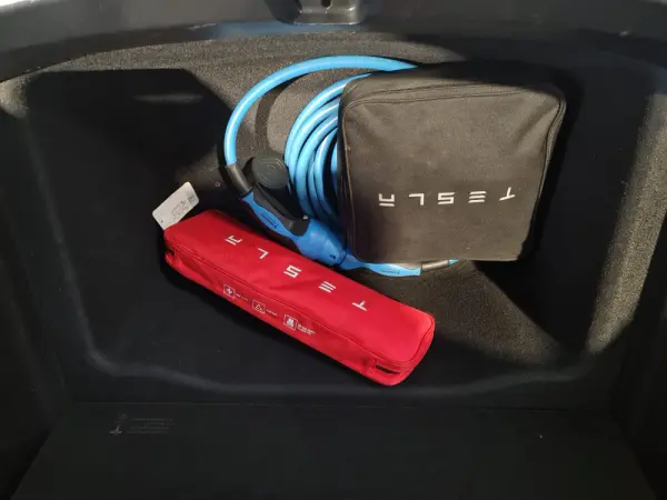 Tesla Model 3 Long Range AWD Dual Motor Performance 12