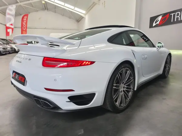 Porsche 911 (991) Turbo PDK 24