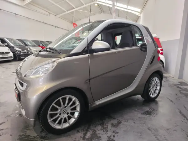 Smart ForTwo Coupé 0.8 cdi Passion 54 2