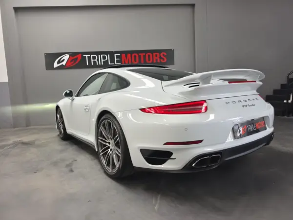 Porsche 911 (991) Turbo PDK 27