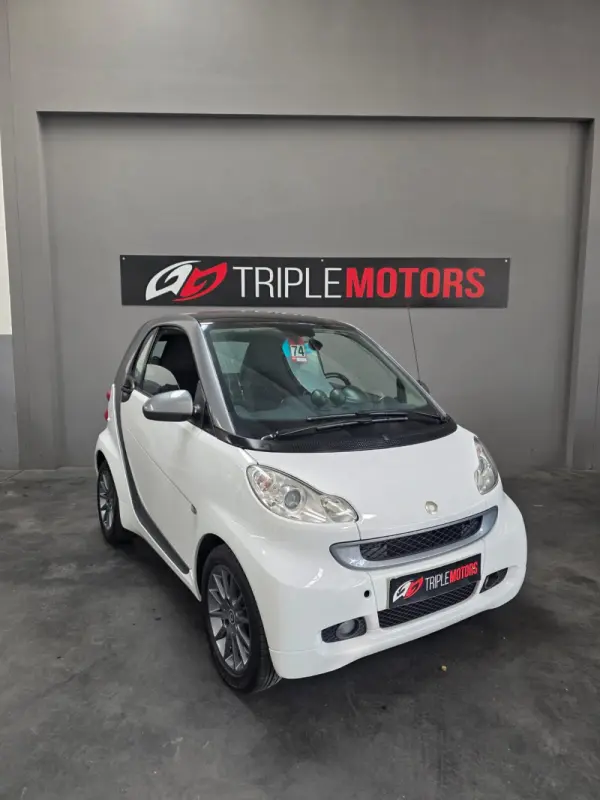 Smart ForTwo Coupé 0.8 cdi Passion 54 10