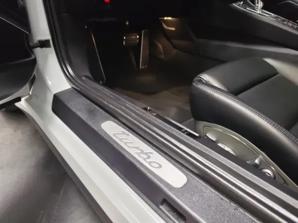 Porsche 911 (991) Turbo PDK 31