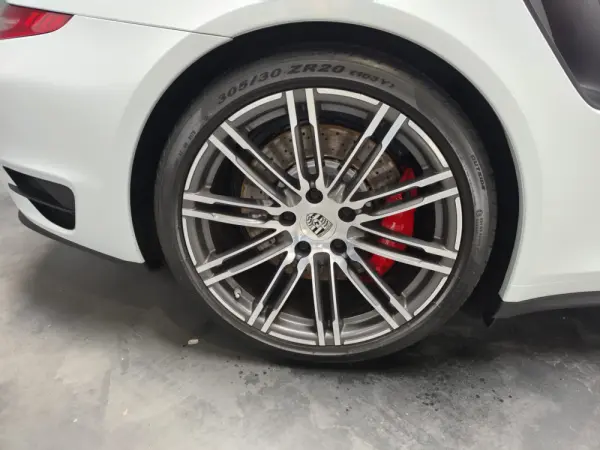 Porsche 911 (991) Turbo PDK 22