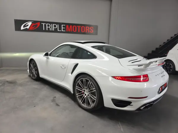 Porsche 911 (991) Turbo PDK 29