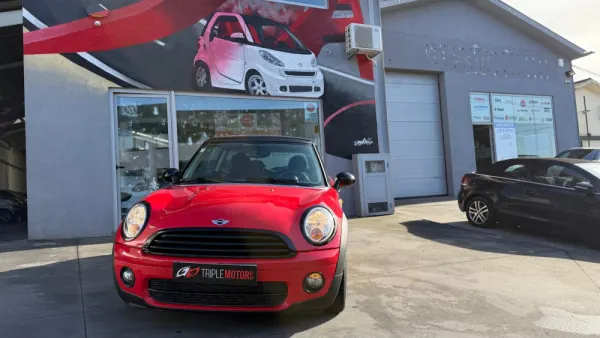 MINI 3 Portas Cooper D 19