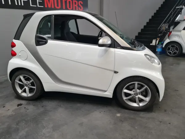 Smart ForTwo Coupé 0.8 cdi Passion 54 Softouch 17