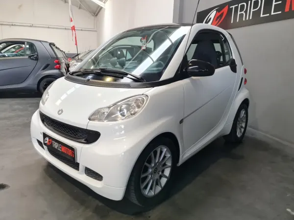 Smart ForTwo Coupé 0.8 cdi Passion 45 20