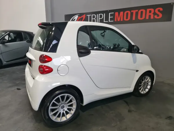 Smart ForTwo Coupé 0.8 cdi Passion 45 7