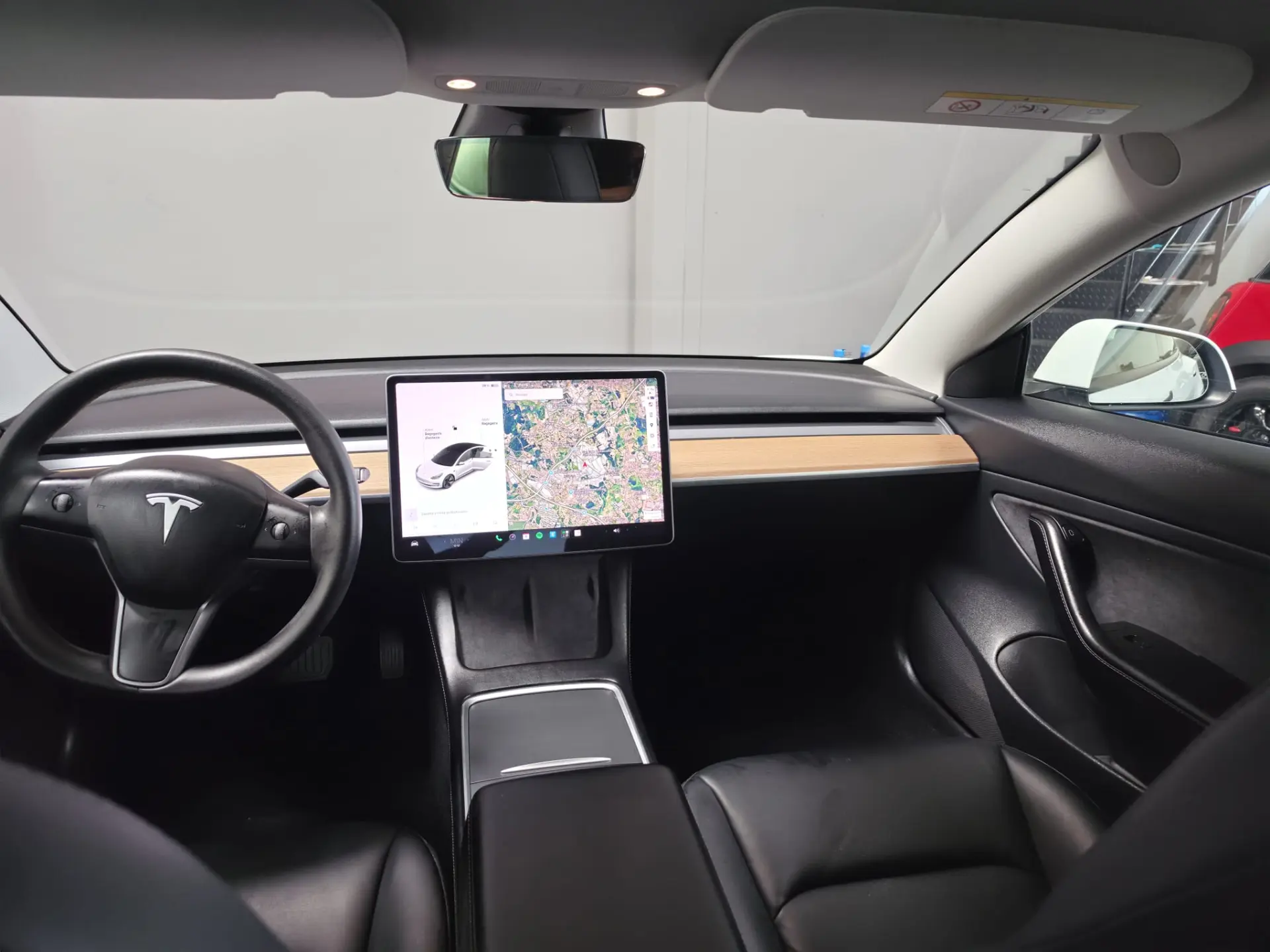 Tesla Model 3 Standard Range Plus RWD 20