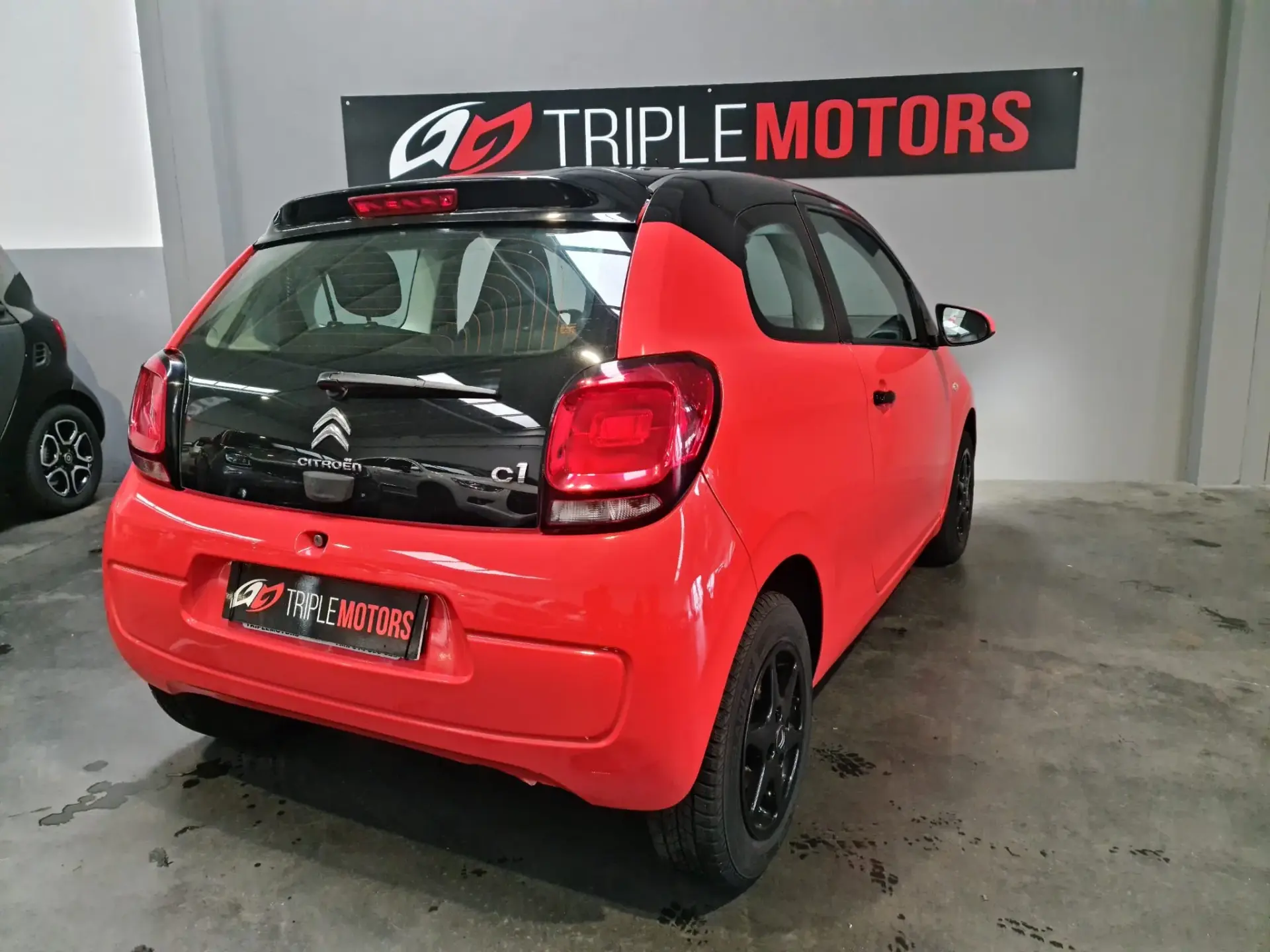 Citroën C1 1.0 VTi Shine 14