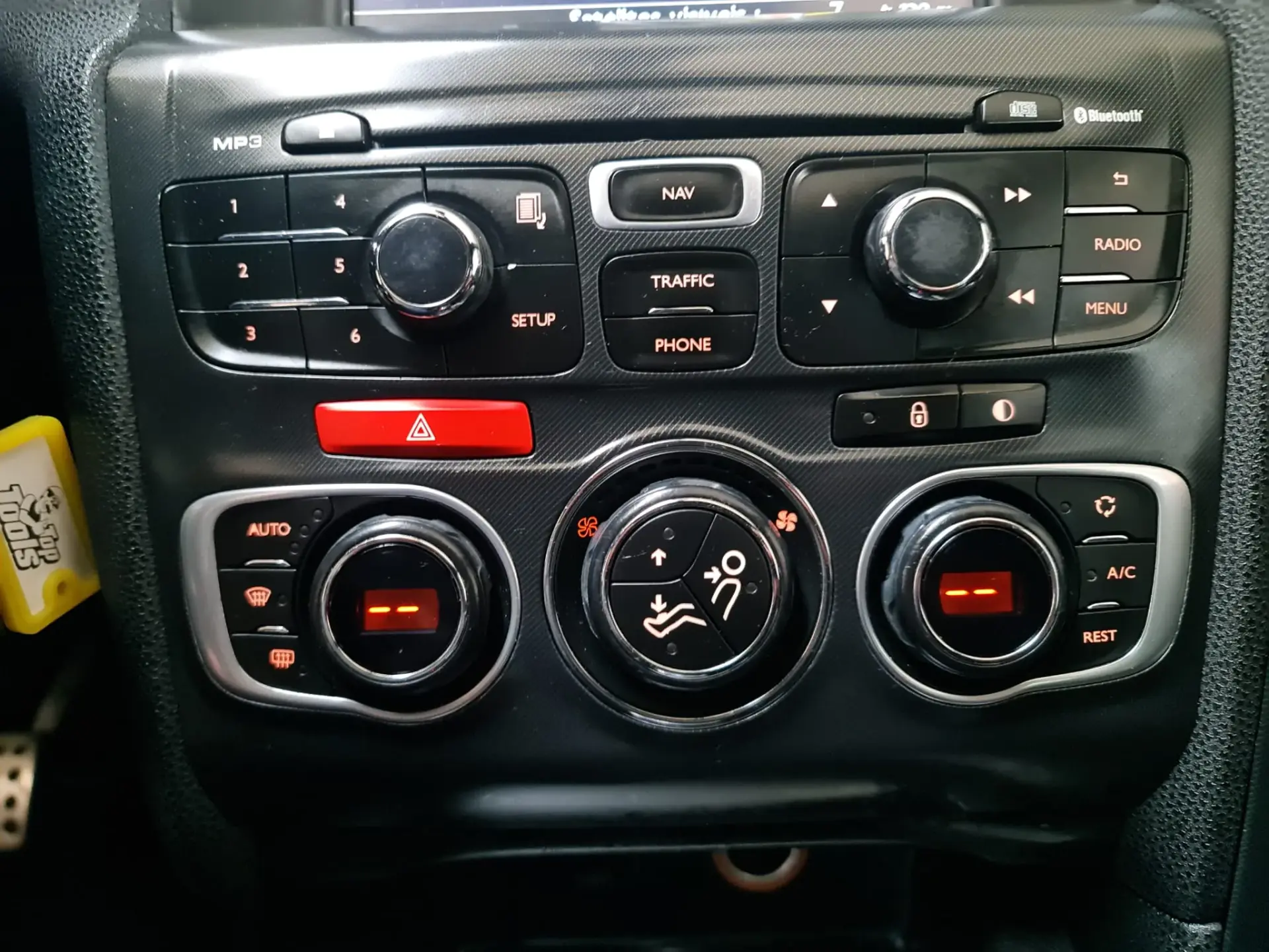 Citroën DS4 1.6 BlueHDi Chic 24