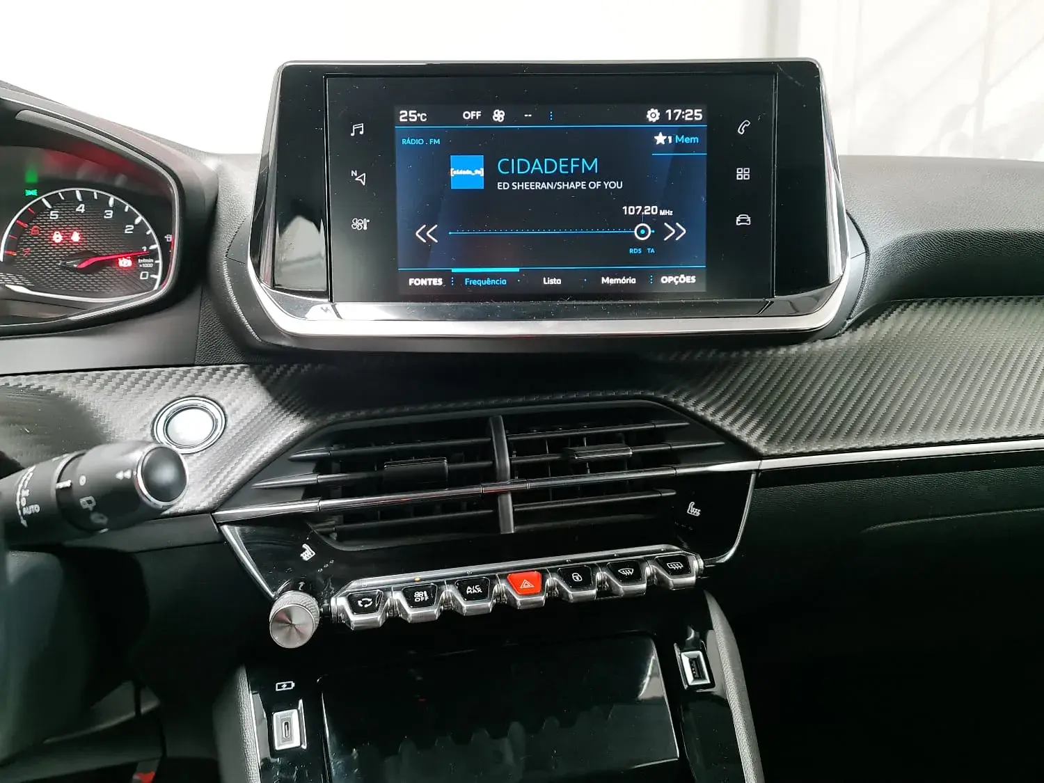 Peugeot 208 1.5 BlueHDi Allure 9