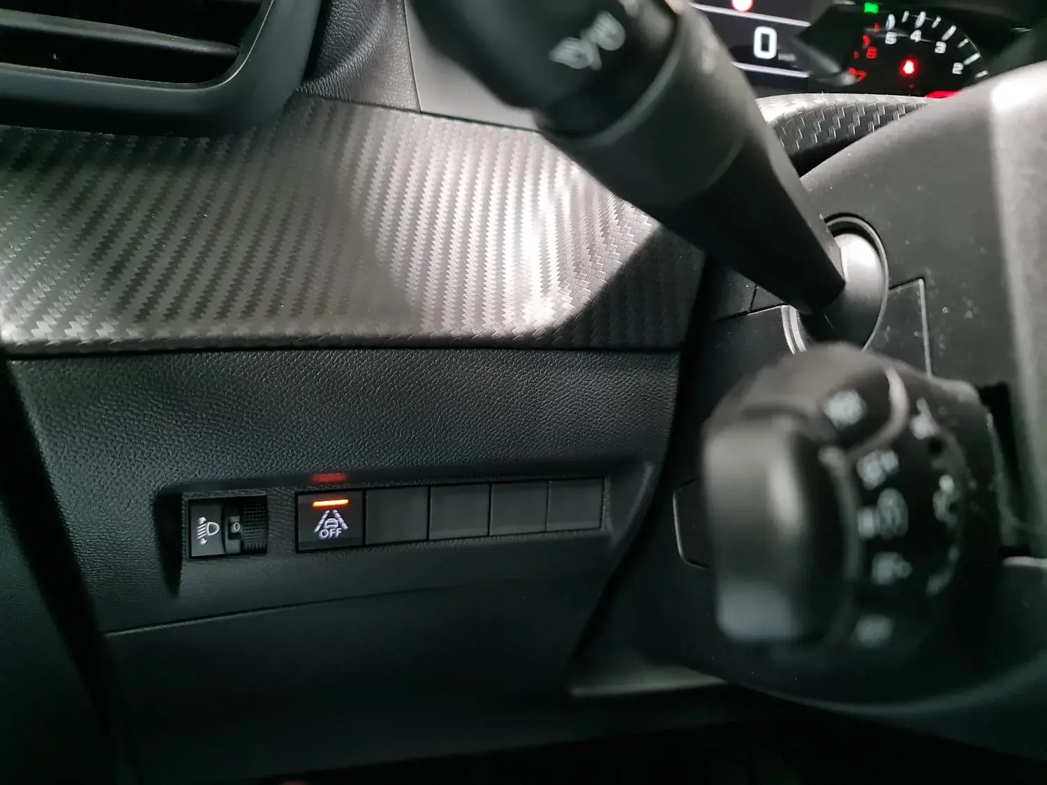 Peugeot 208 1.5 BlueHDi Allure 11