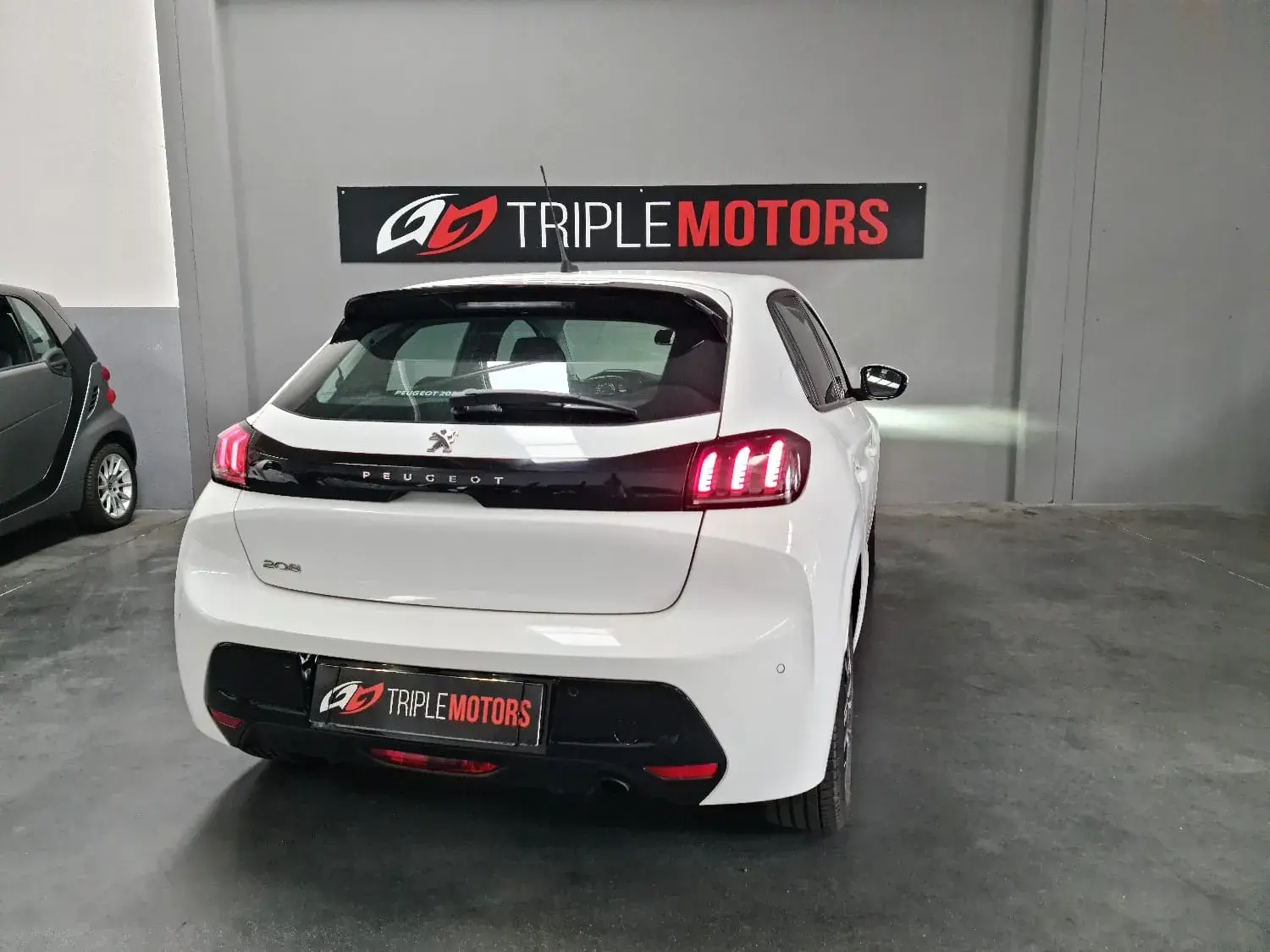 Peugeot 208 1.5 BlueHDi Allure 17