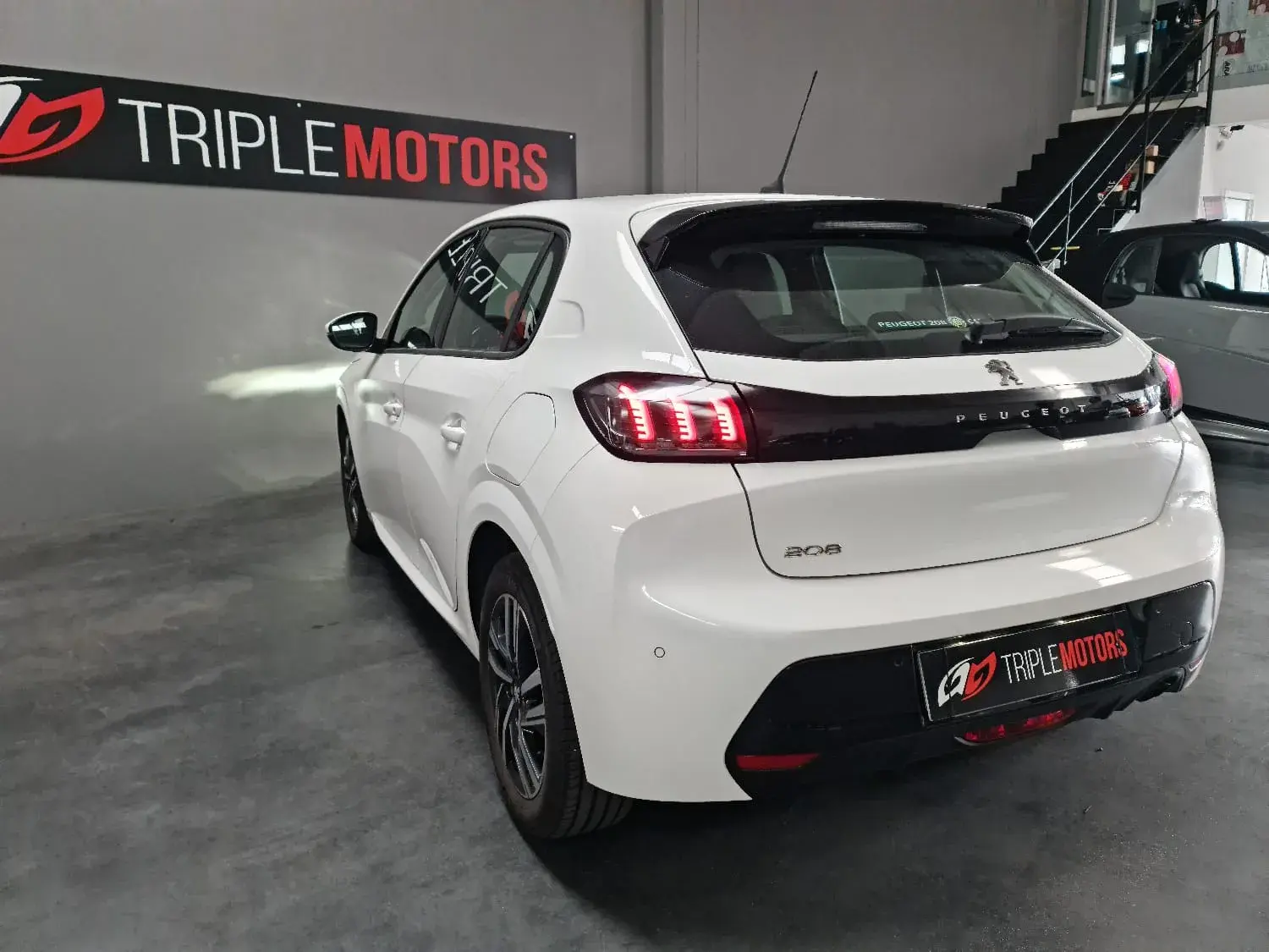 Peugeot 208 1.5 BlueHDi Allure 26