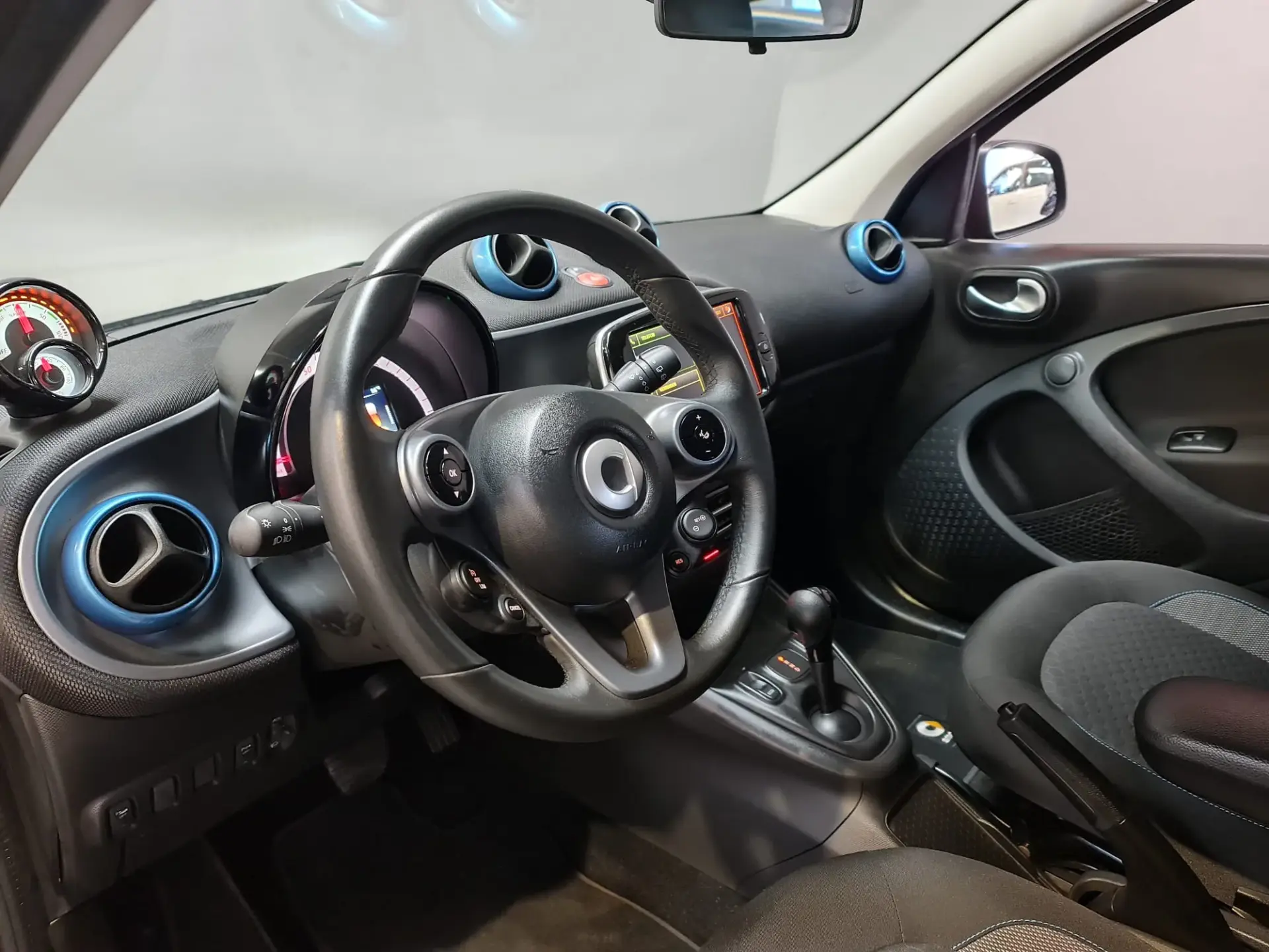 Smart ForFour EQ Passion 13
