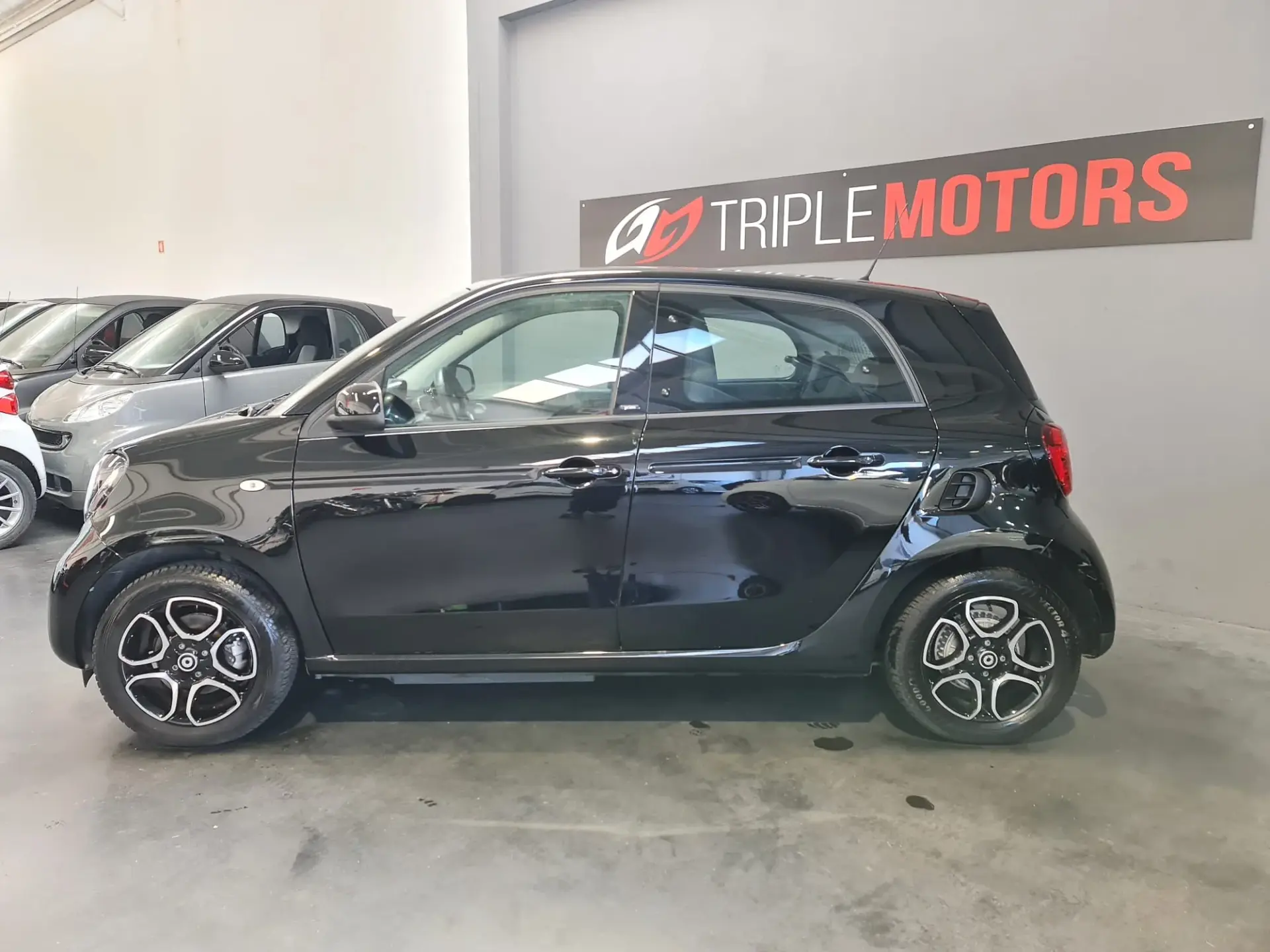Smart ForFour Electric Drive Prime 19