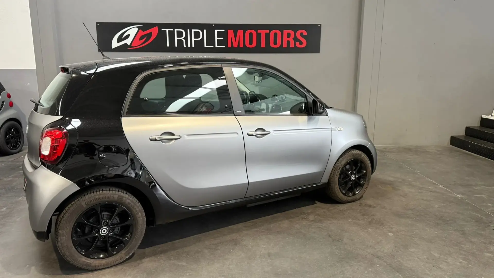 Smart ForFour Outro 5