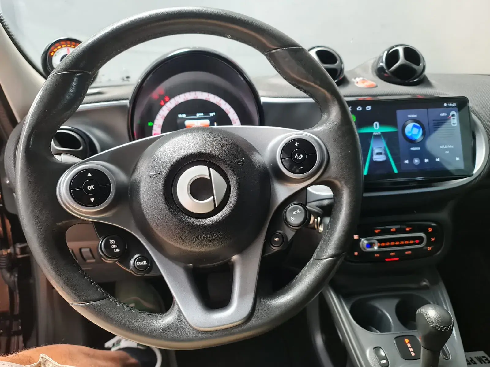 Smart ForFour Outro 6