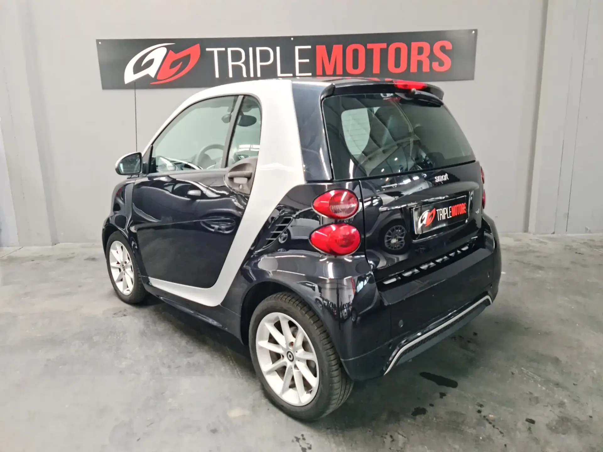 Smart ForTwo Coupé 0.8 cdi Passion 54 17