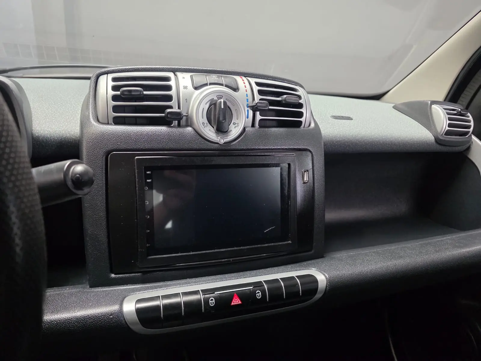 Smart ForTwo Coupé 0.8 cdi Pure 45 16