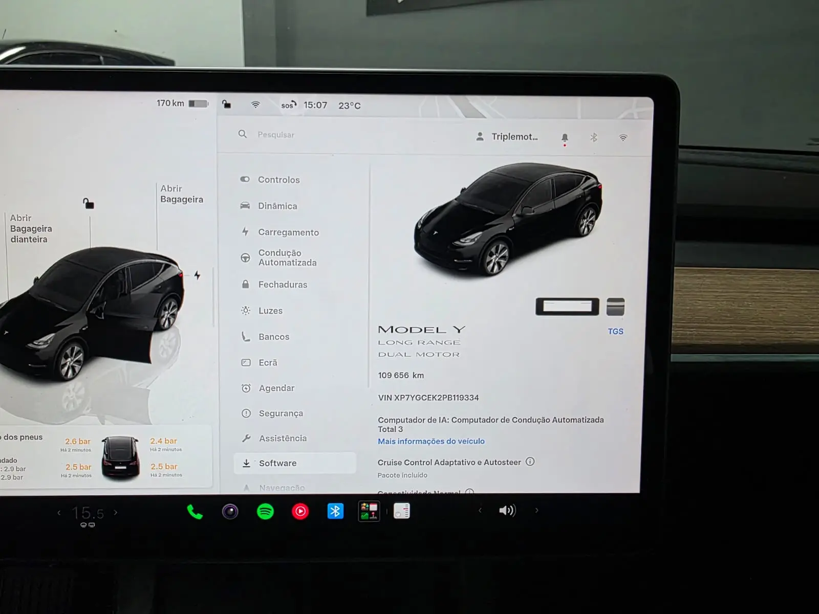 Tesla Model Y Long Range Dual Motor AWD 14