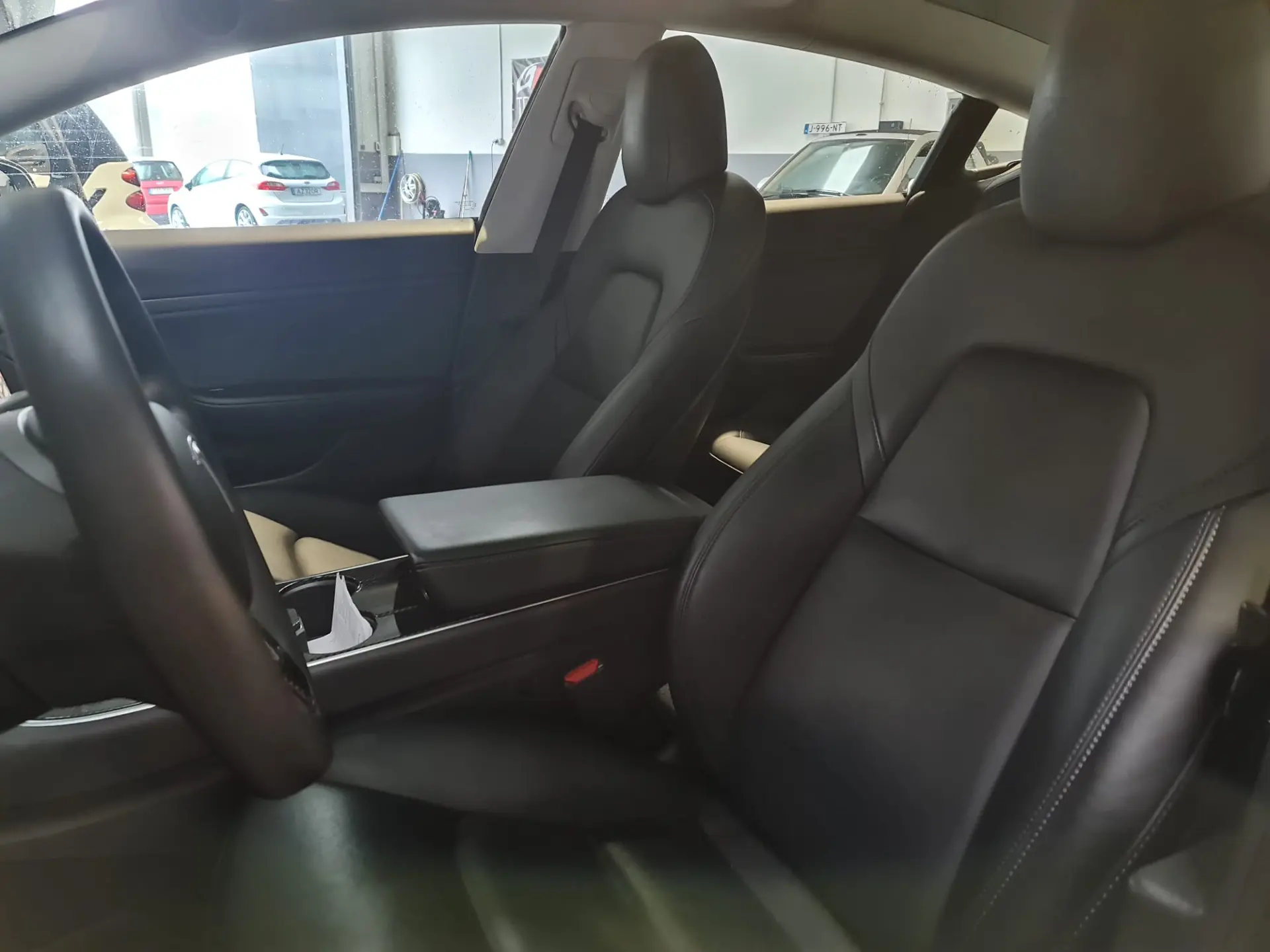 Tesla Model 3 Long Range AWD Dual Motor Performance 16