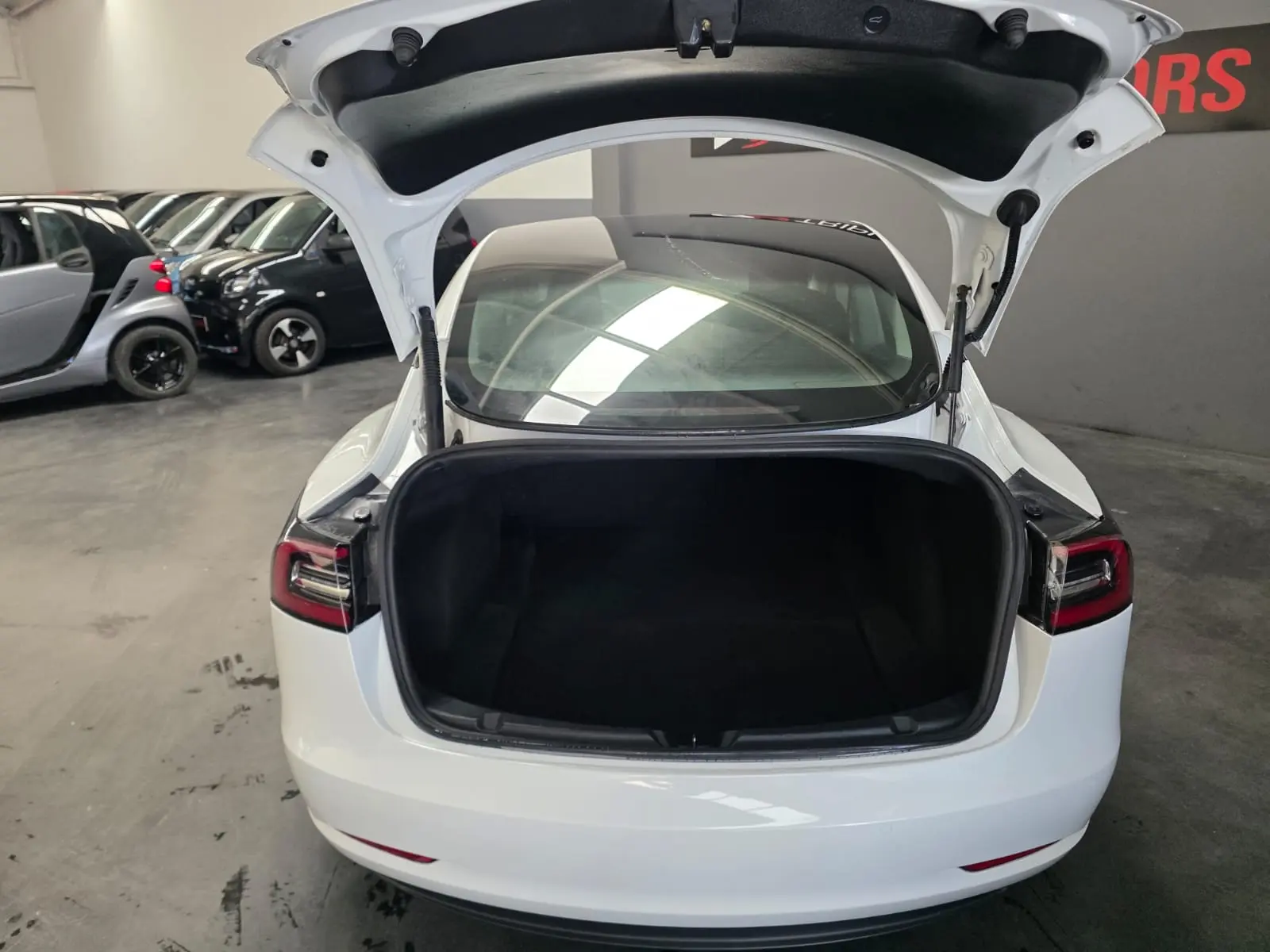Tesla Model 3 Long Range AWD Dual Motor 7