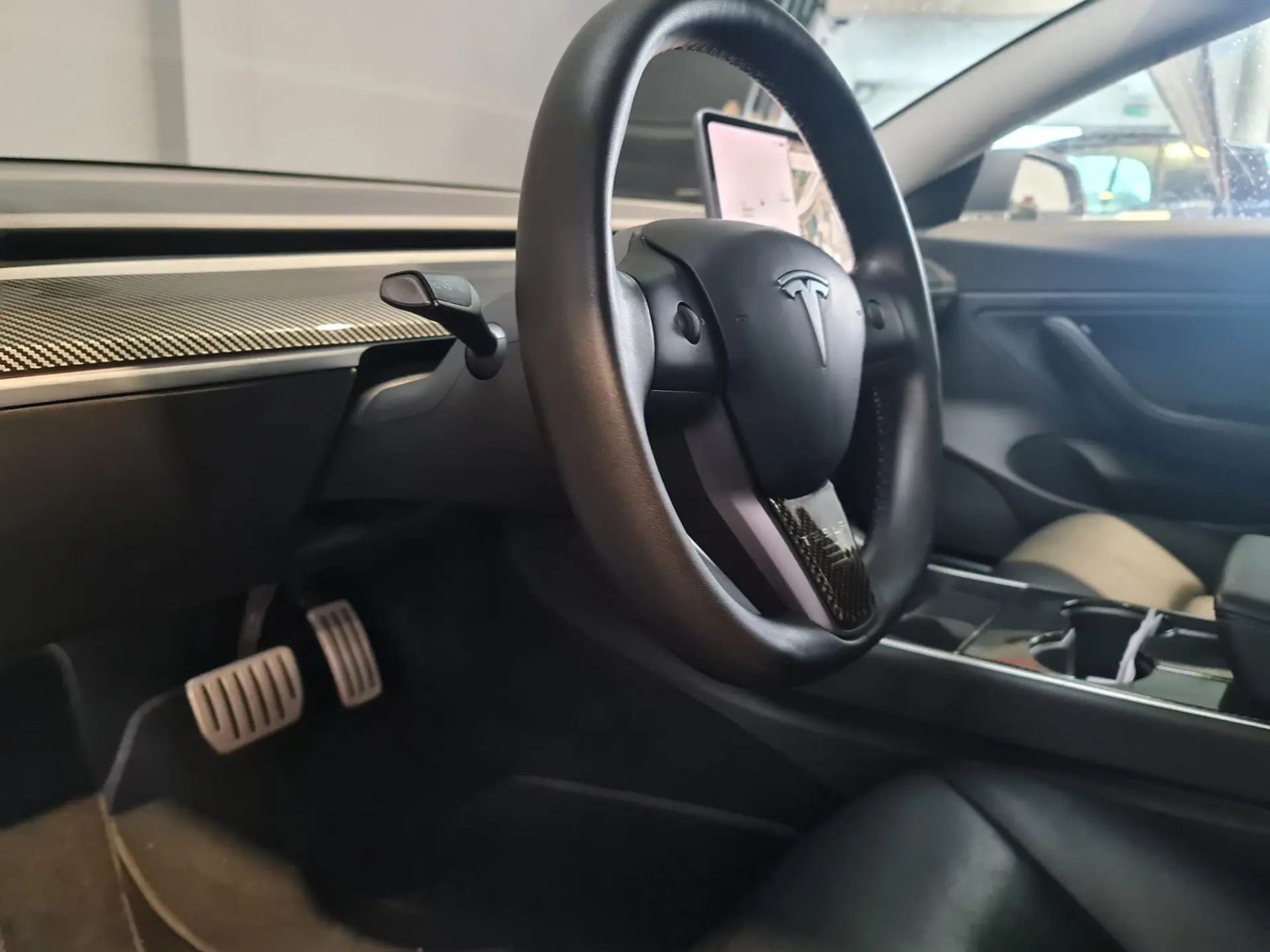 Tesla Model 3 Long Range AWD Dual Motor Performance 17