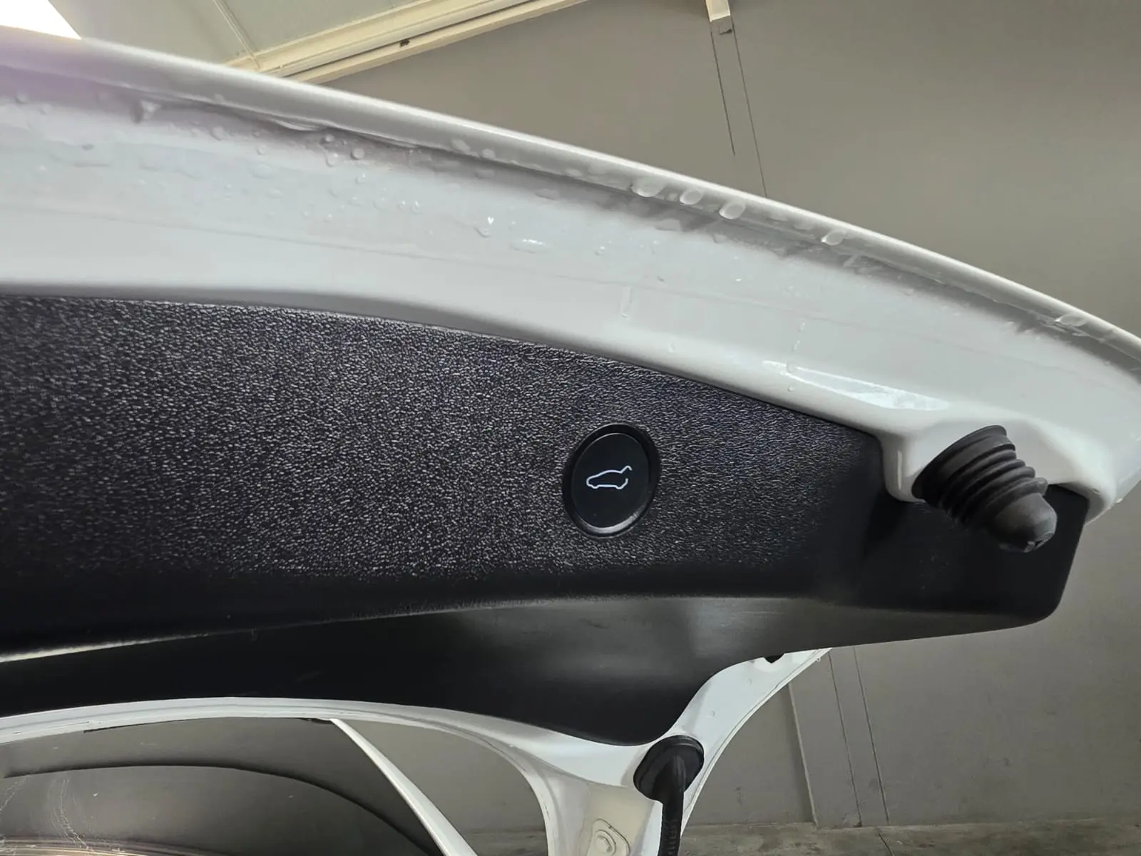 Tesla Model 3 Long Range AWD Dual Motor 8