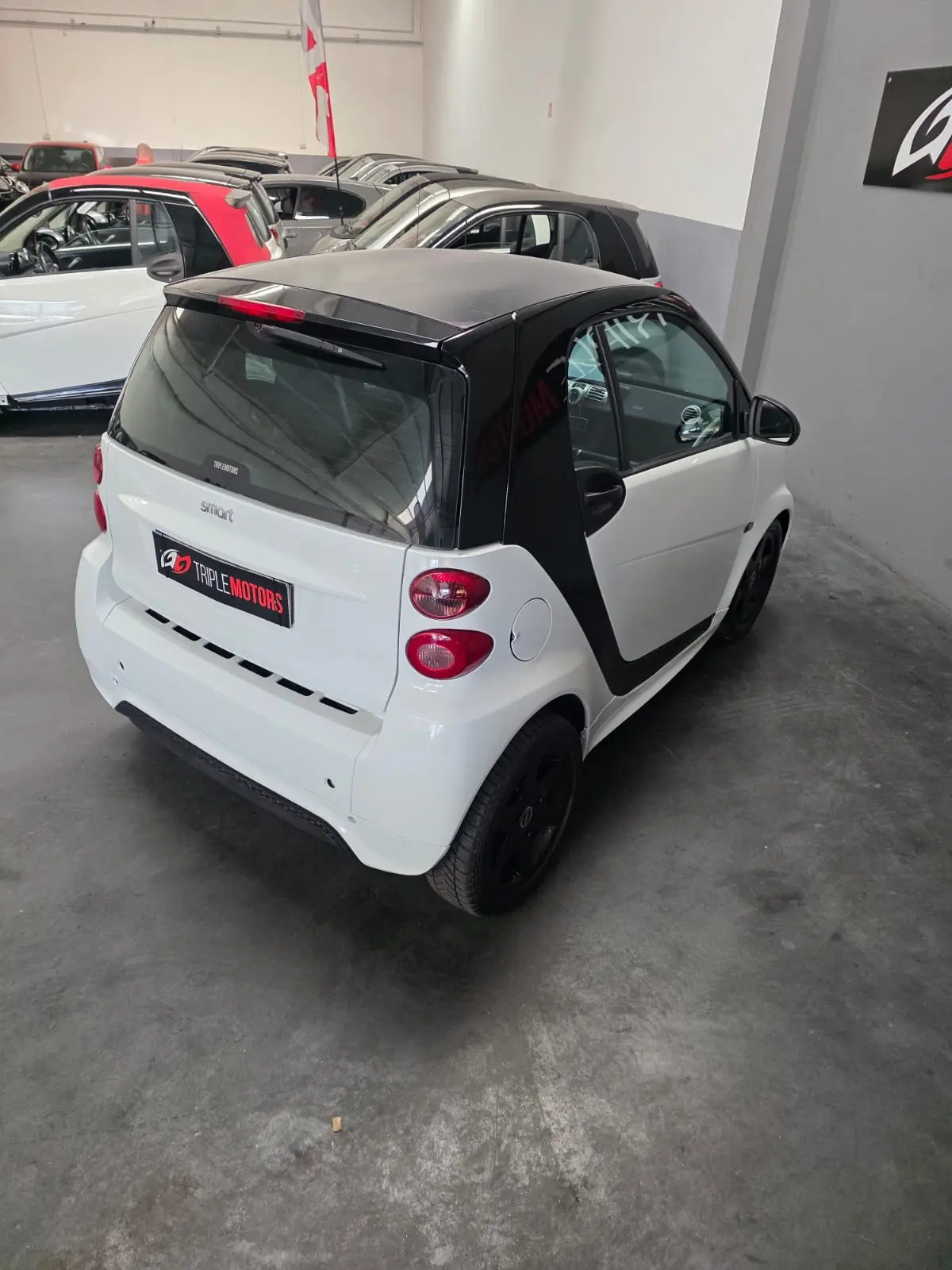 Smart ForTwo Coupé 1.0 mhd Pure 71 Softouch 8