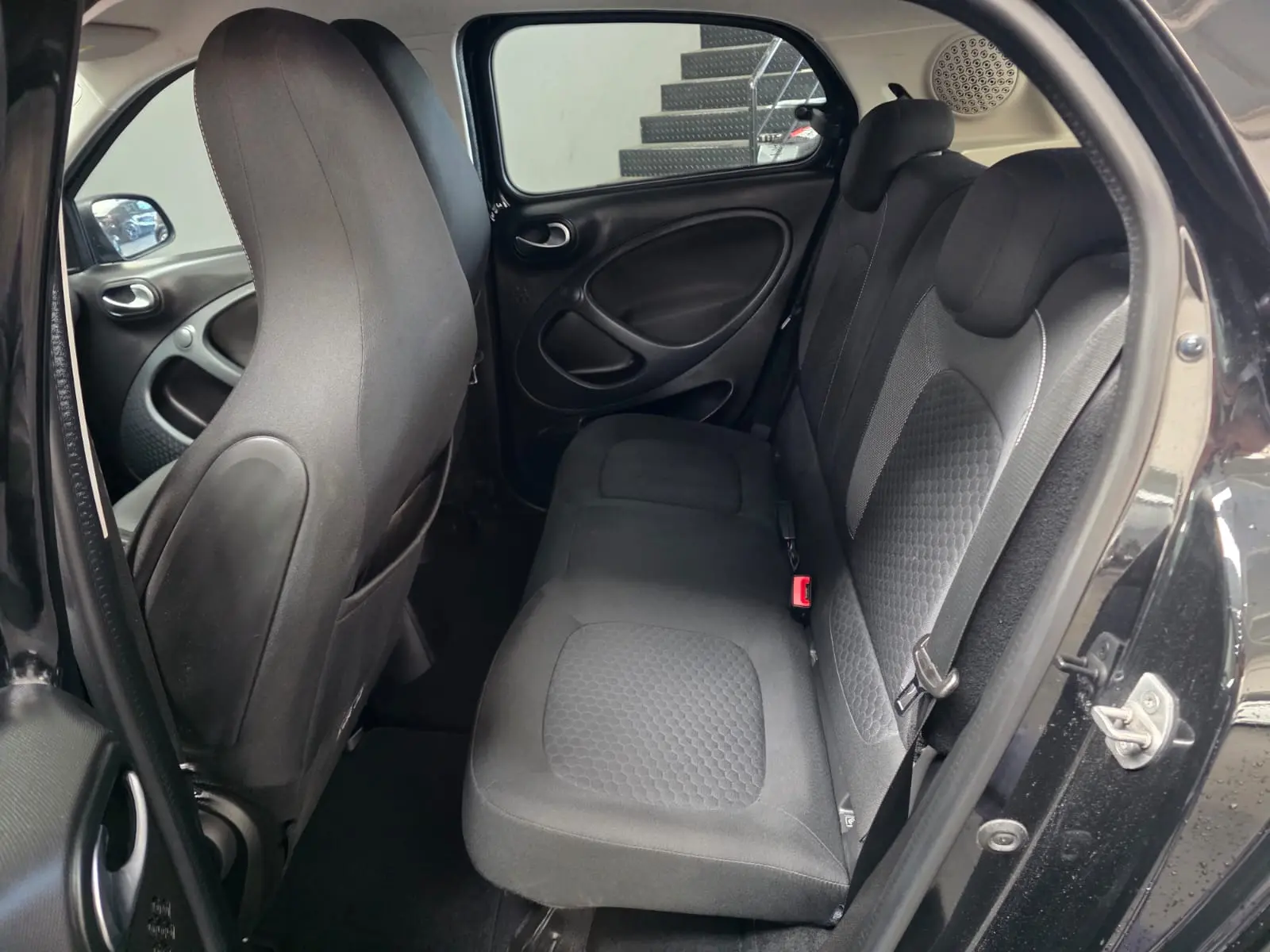 Smart ForFour EQ passion 17