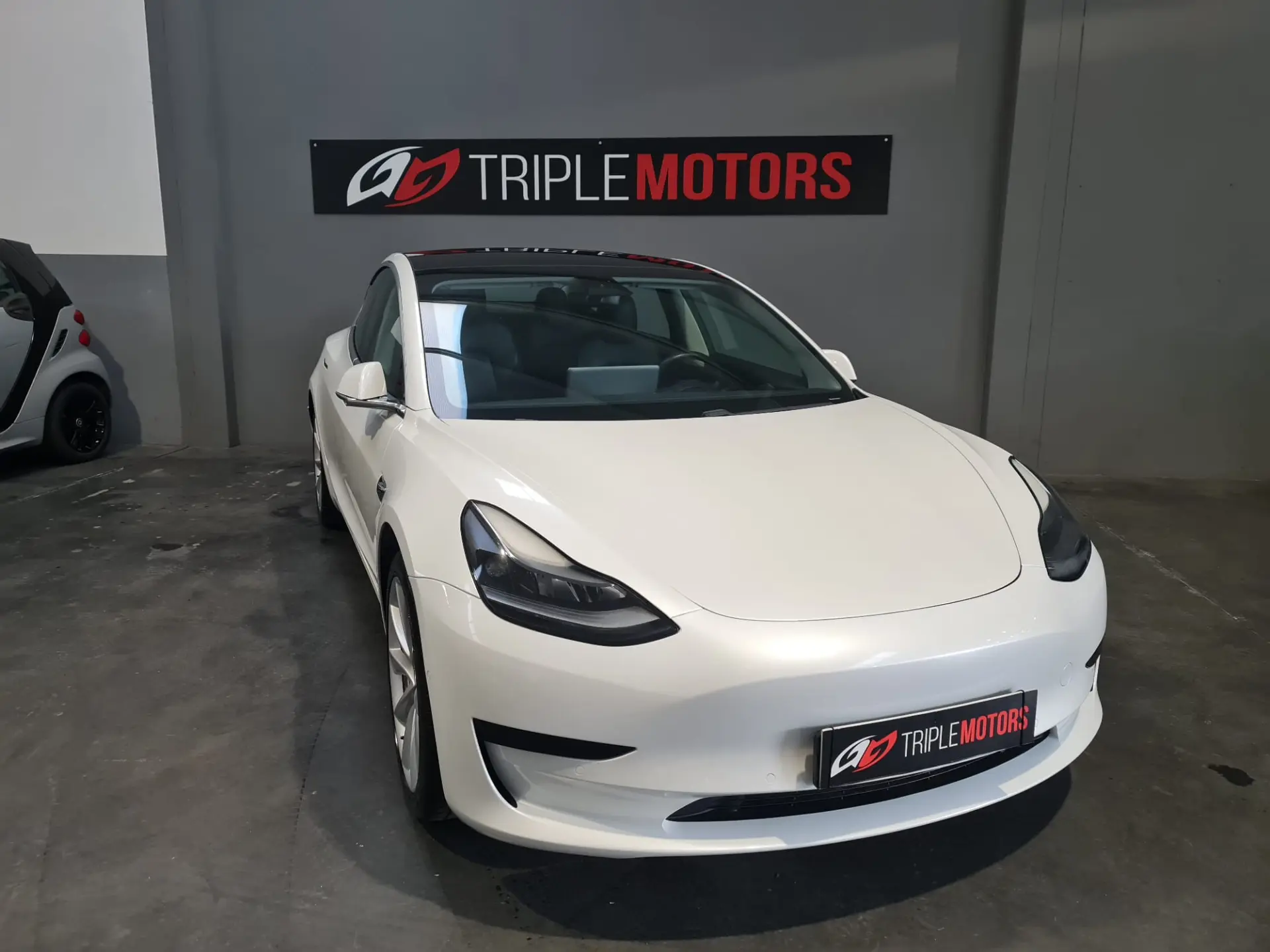 Tesla Model 3 Standard Range Plus RWD 10