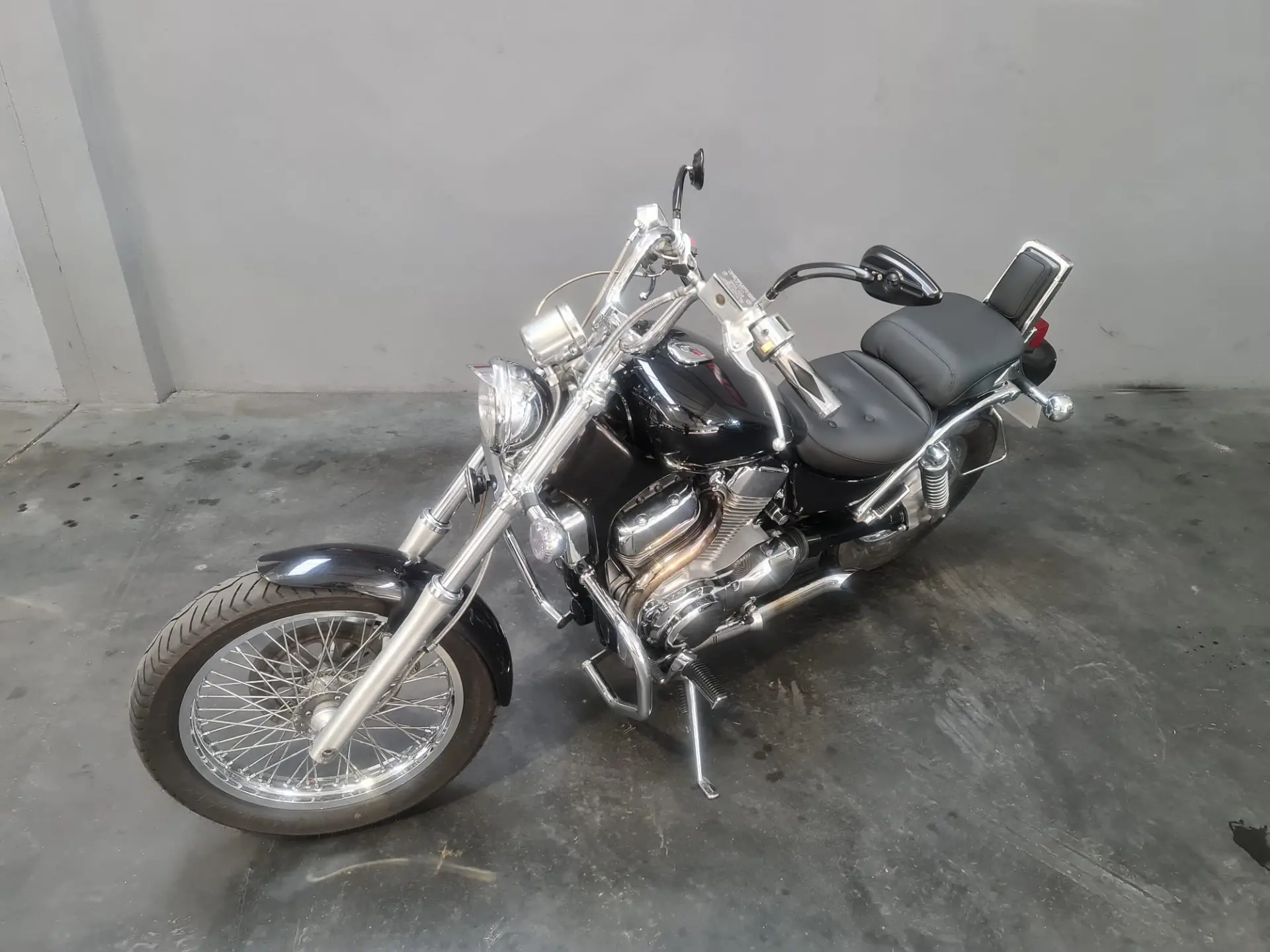Suzuki Intruder 4